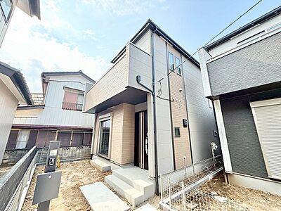 外観:【建築中】資料には掲載していない情報が、現地にはたくさんあります。是非一度、現地をご確認ください。 外観:【建築中】資料には掲載していない情報が、現地にはたくさんあります。是非一度、現地をご確認ください。