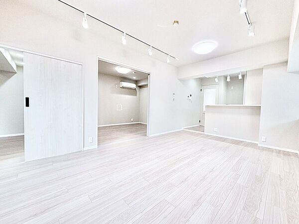 「空間が織り成すひとつ先の住み心地」を演出します。