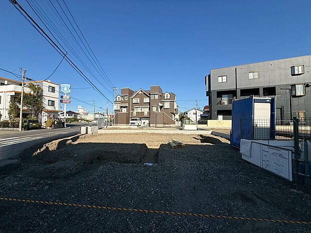【建築中】外観の美しさだけでなくそこに住まうご家族様の心地良さを最優先しています。