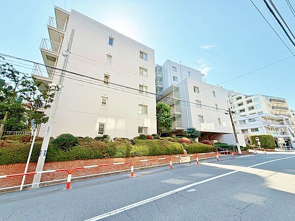 現地に足をお運びいただいた際には、周辺散策などをお勧めいたします。