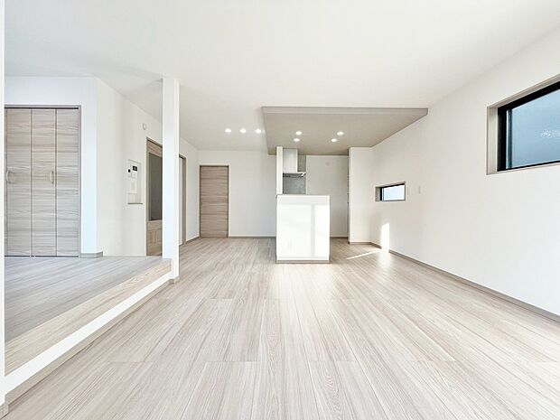 快適に過ごす毎日を求めて、暮らしの中でご自身の「マイホーム」に創り上げてください。
