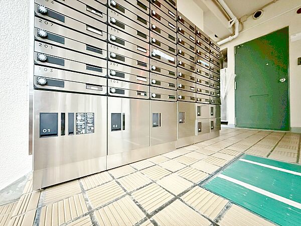 共働きなど不在が多い方、ネット通販の利用が多い方に大変便利。