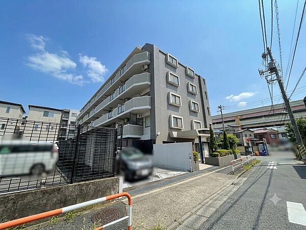 ライフプランニングからローンまで、一貫してご説明させていただきます。お気軽にお問い合わせくださいませ。