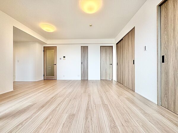 豊かな居住性と、安心感を満たすクオリティが見事に調和した住空間。