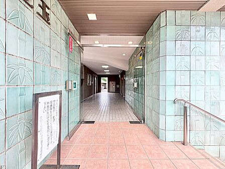 外と内をつなぐエントランスは、まさに顔となる場所。