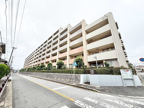 現地に足をお運びいただいた際には、周辺散策などをお勧めいたします。