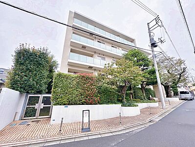 外観：資料には掲載していない情報が、現地にはたくさんあります。是非一度、現地をご確認ください。