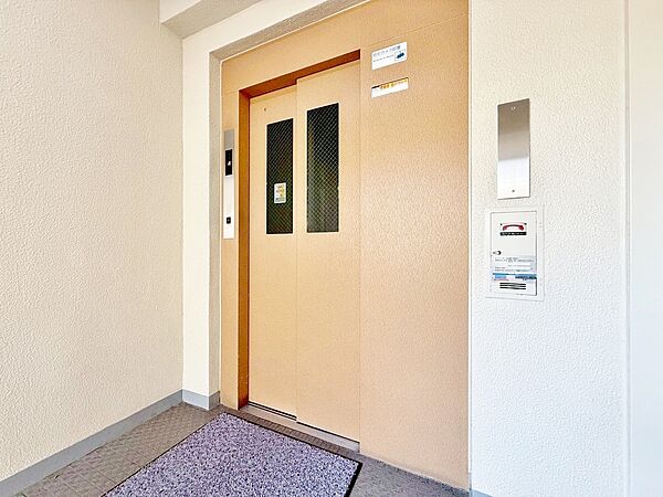 エレベーターの管理も、きちんと行き届いてます。