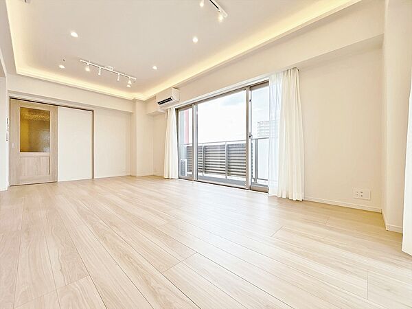 豊かな居住性と、安心感を満たすクオリティが見事に調和した住空間。