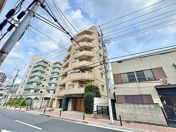 現地に足をお運びいただいた際には、周辺散策などをお勧めいたします。
