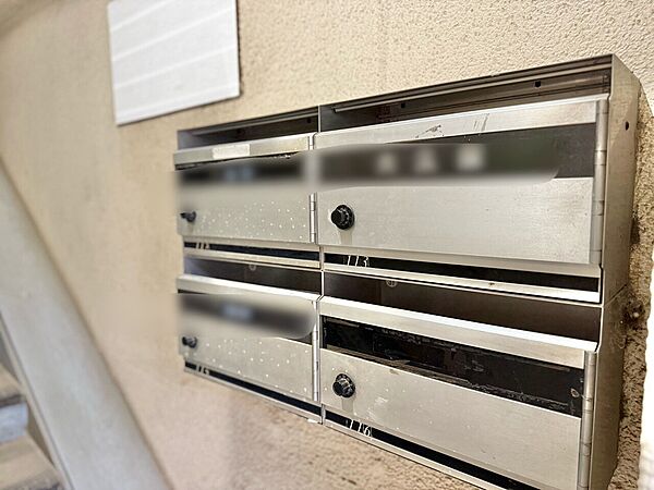郵便物を受け取るための郵便受けも、きちんと管理されています。