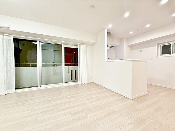豊かな居住性と、安心感を満たすクオリティが見事に調和した住空間。