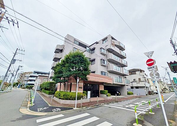 現地に足をお運びいただいた際には、周辺散策などをお勧めいたします。