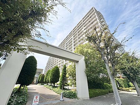 現地に足をお運びいただいた際には、周辺散策などをお勧めいたします。