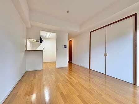 豊かな居住性と、安心感を満たすクオリティが見事に調和した住空間。