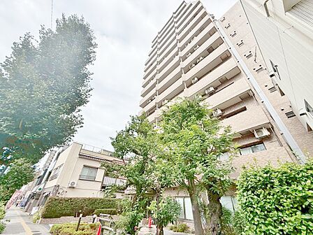 現地に足をお運びいただいた際には、周辺散策などをお勧めいたします。