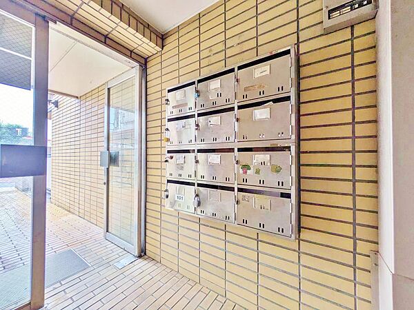 郵便物を受け取るための郵便受けも、きちんと管理されています。