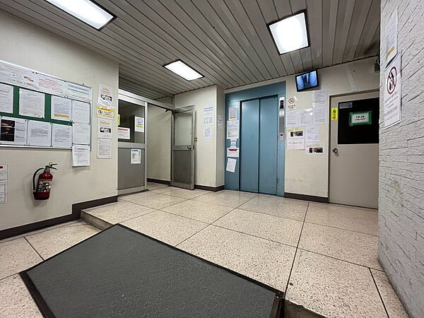 エントランスは、毎日の行き帰りで使う大事な空間です。