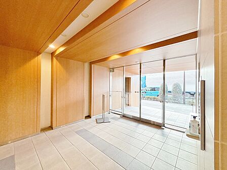 エントランスは、毎日の行き帰りで使う大事な空間です。