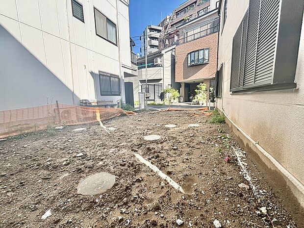 現地に足をお運びいただいた際には、周辺散策などをお勧めいたします。