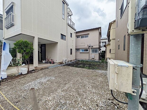 現地に足をお運びいただいた際には、周辺散策などをお勧めいたします。