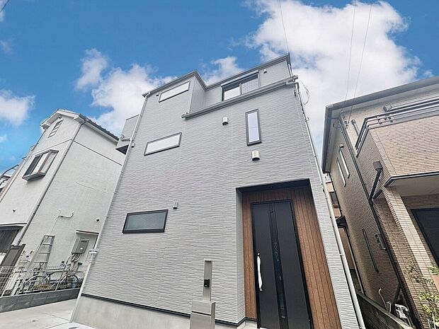 現地に足をお運びいただいた際には、周辺散策などをお勧めいたします。