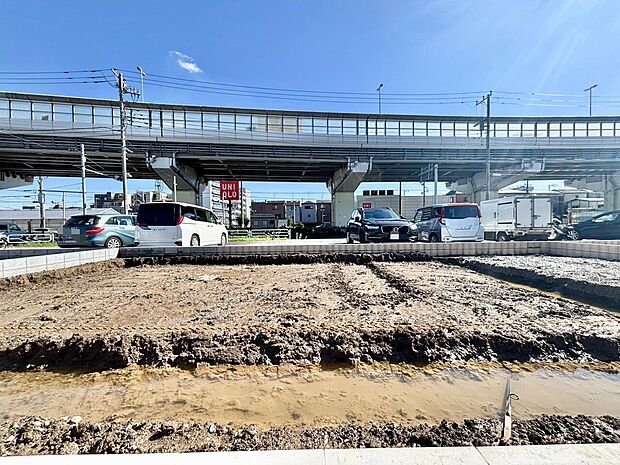 現地に足をお運びいただいた際には、周辺散策などをお勧めいたします。