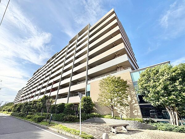 現地に足をお運びいただいた際には、周辺散策などをお勧めいたします。