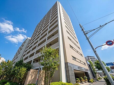 現地に足をお運びいただいた際には、周辺散策などをお勧めいたします。