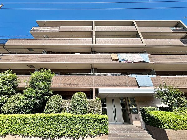 現地に足をお運びいただいた際には、周辺散策などをお勧めいたします。