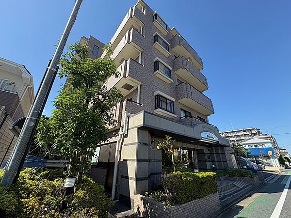 現地に足をお運びいただいた際には、周辺散策などをお勧めいたします。