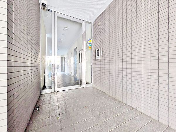 エントランスは、毎日の行き帰りで使う大事な空間です。