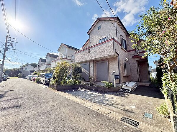 現地に足をお運びいただいた際には、周辺散策などをお勧めいたします。