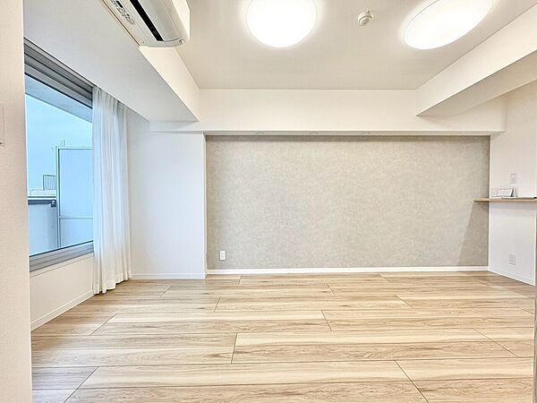 飾り過ぎないシンプルな内装と偏り過ぎないデザインで統一しました。