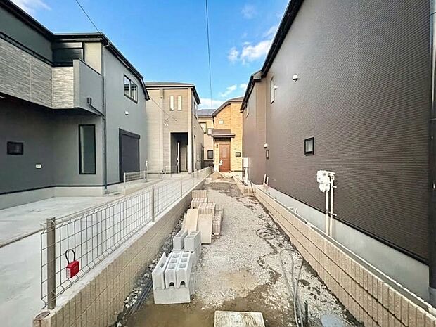 【建築中】外観の美しさだけでなくそこに住まうご家族様の心地良さを最優先しています。