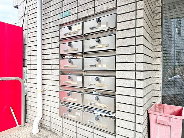 郵便物を受け取るための郵便受けも、きちんと管理されています。
