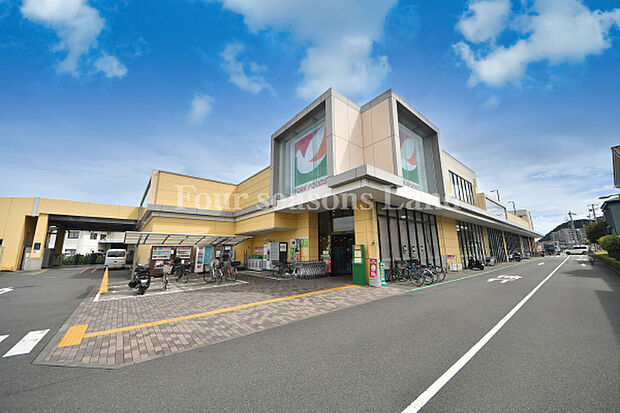 ヨークフーズ 南原店まで約269m