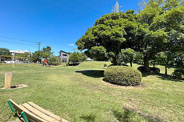 片瀬山北公園まで約285m