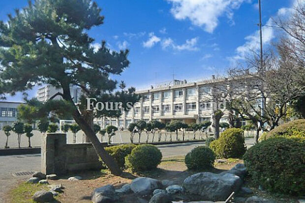 一之宮小学校まで約535m