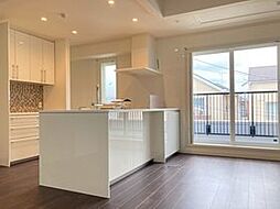 ラ プラクミーヌ 3LDKのリビング/ダイニング