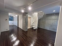 プライムアーバン目黒三田 1階2LDKのリビング/ダイニング