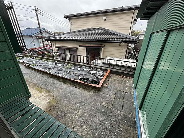 しっかりとした倉庫もあります♪