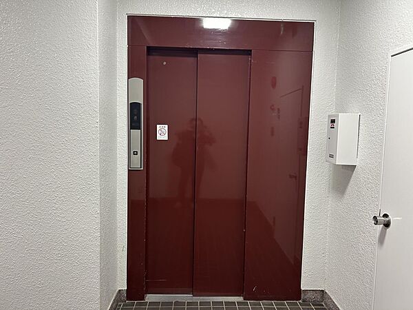 エレベーター付きです