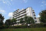 ＵＲ都市機構長池公園せせらぎ通り南２—４６—１号棟 4階 築32年7ヶ月の賃貸物件