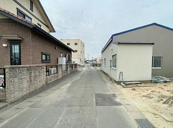 前面道路含む現地写真