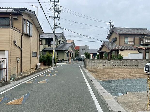 前面道路含む現地写真