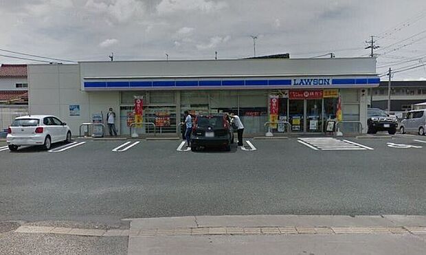 ローソン　豊川市役所東店 110m
