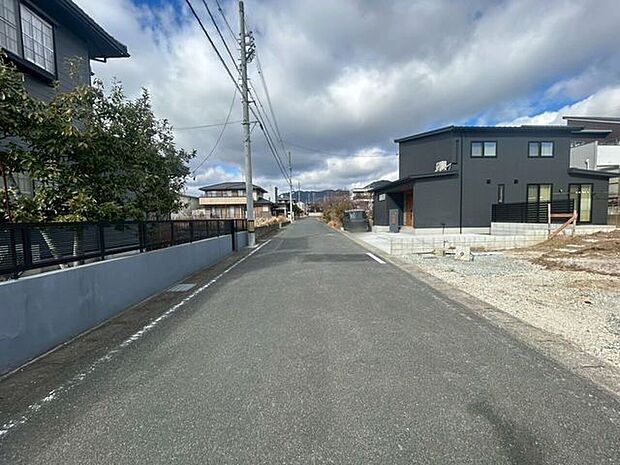 前面道路含む現地写真