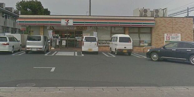セブンイレブン　豊川下野川町店 660m