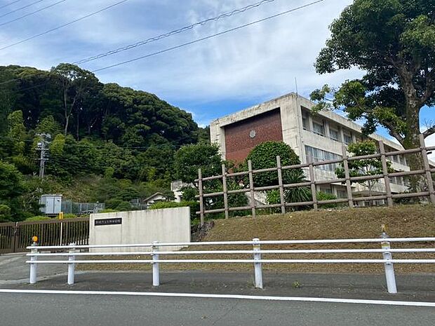 東郷中学校 1400m